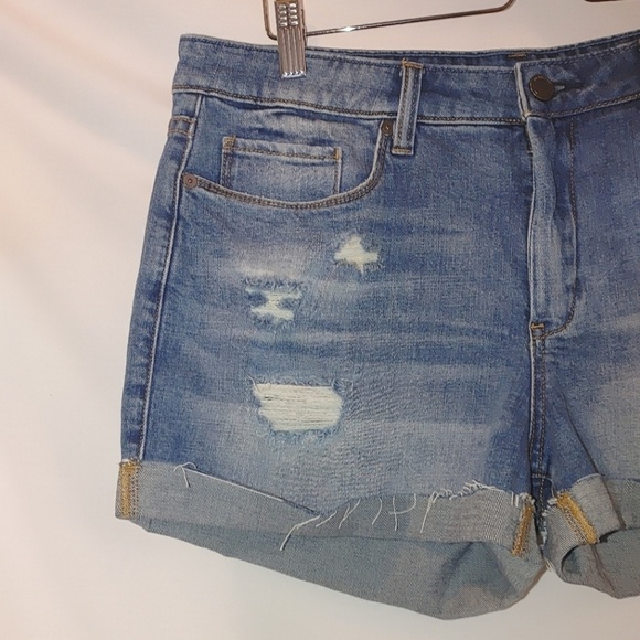 BlankNYC Tomboy Distressed Denim Cutoff Shorts 31 Jean Medium Wash Stretch - Picture 5 of 10